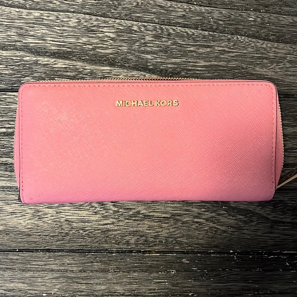 Michael Kors pink wallet